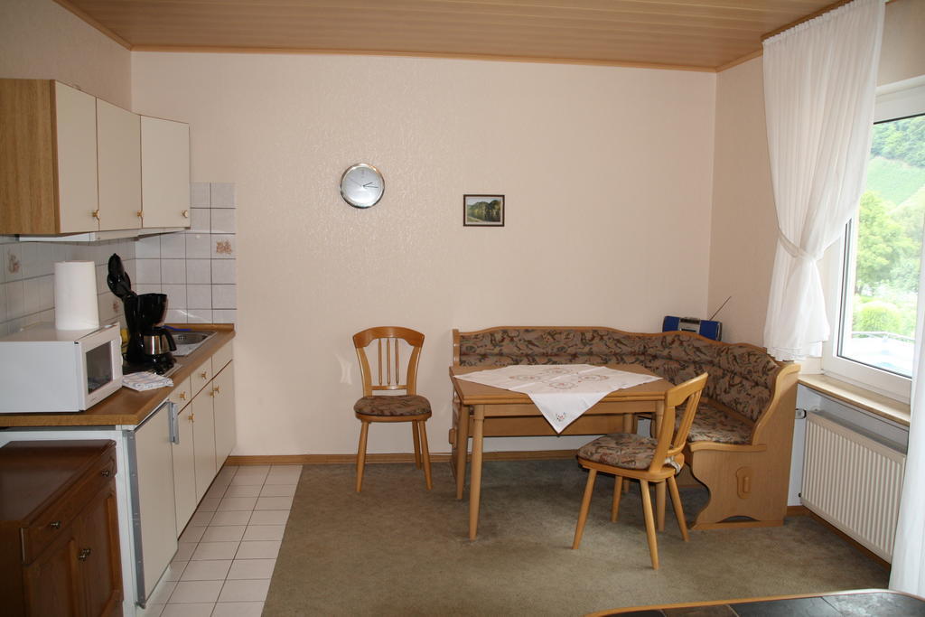 Haus Klosterblick Kröv Δωμάτιο φωτογραφία