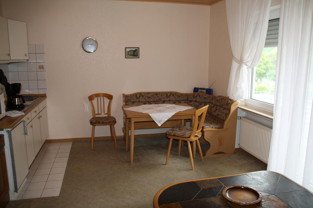 Haus Klosterblick Kröv Δωμάτιο φωτογραφία